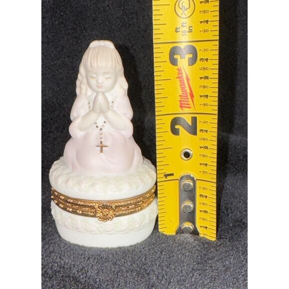 First Holy Communion Praying Girl Ceramic Matte Hinged Trinket Box ? Roman - Picture 3 of 10